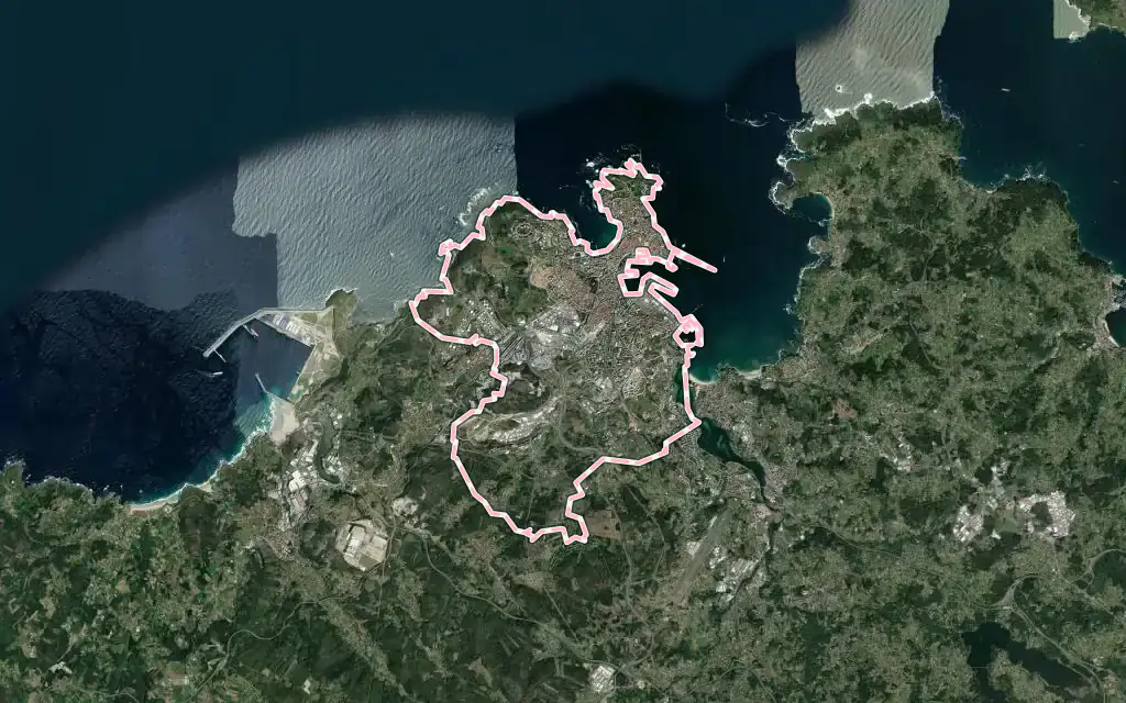 Vista satélite de A Coruña con su contorno administrativo