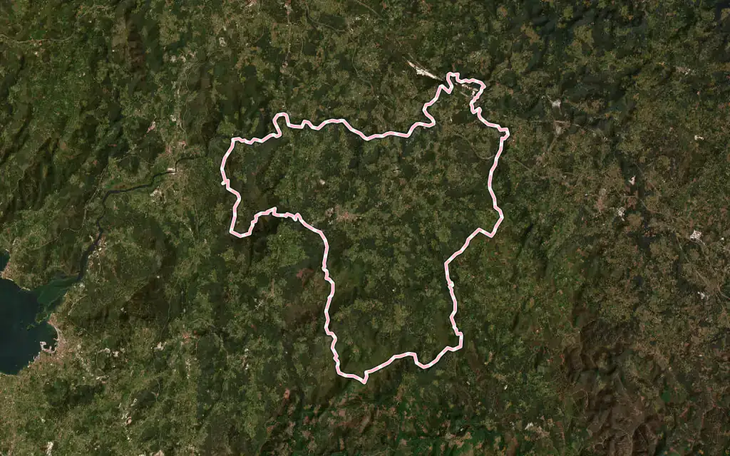 Vista satélite de A Estrada con su contorno administrativo