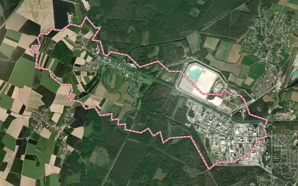 Vue satellite de Abergement-la-Ronce avec ses contours administratifs