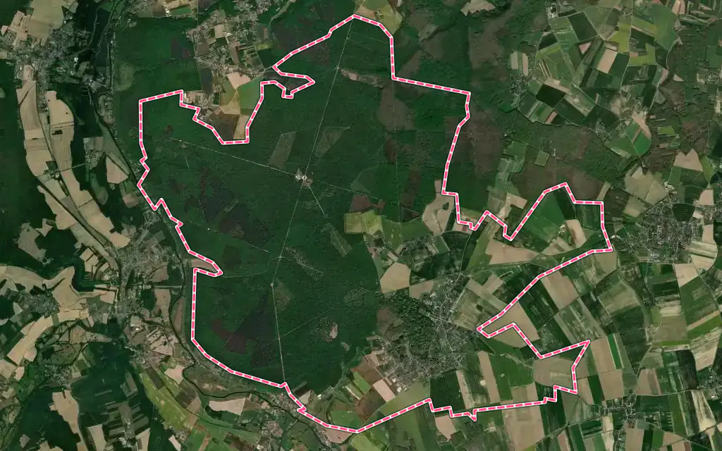 Vue satellite de Abondant avec ses contours administratifs