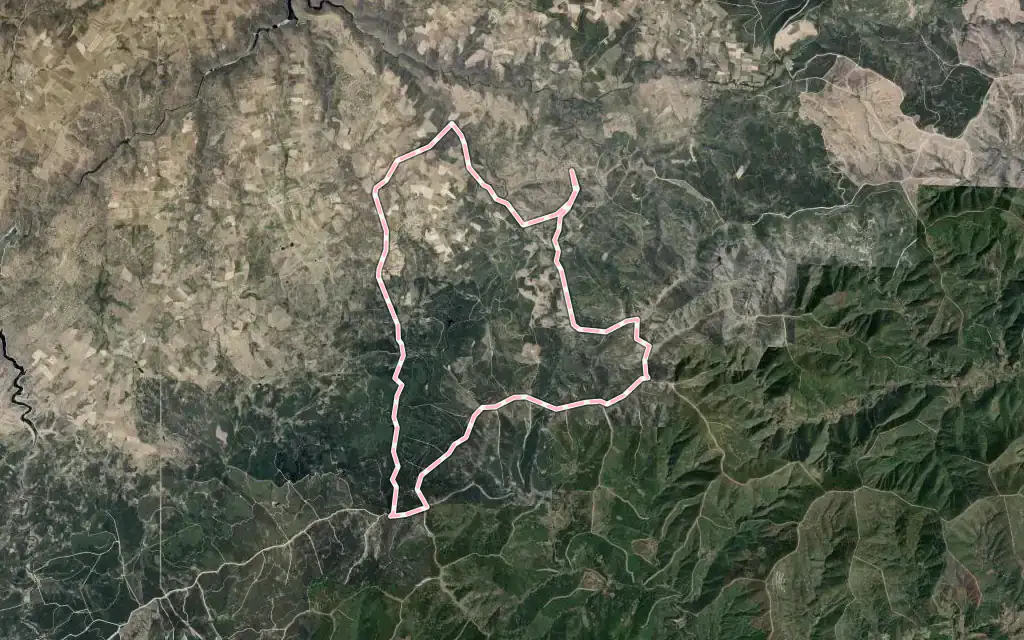 Vista satélite de Agallas con su contorno administrativo