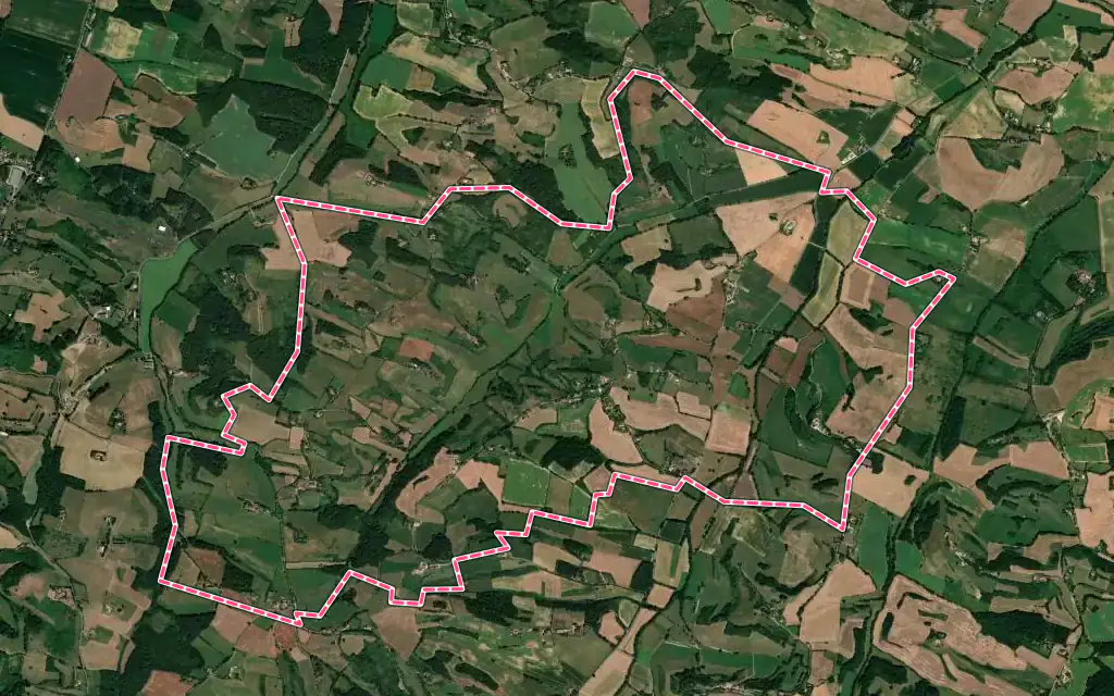 Vue satellite de Agassac avec ses contours administratifs