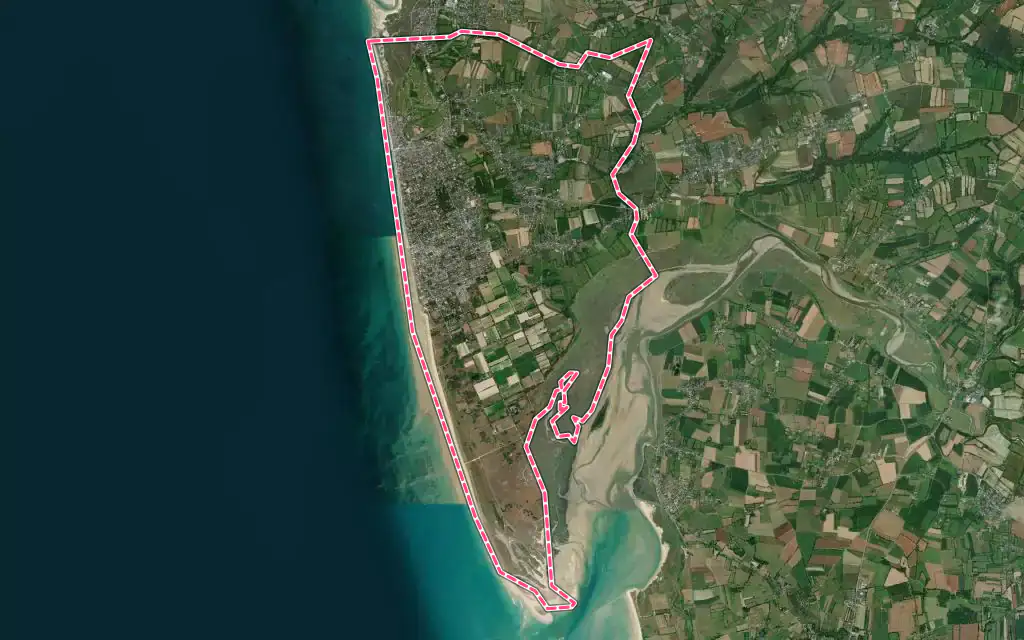 Vue satellite de Agon-Coutainville avec ses contours administratifs
