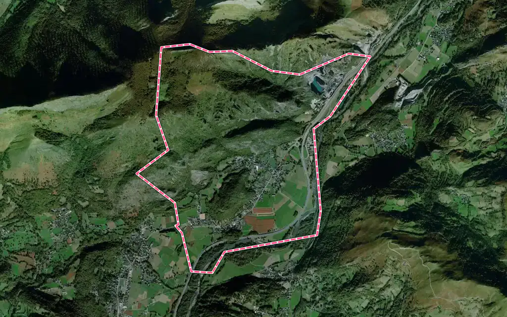 Vue satellite de Agos-Vidalos avec ses contours administratifs