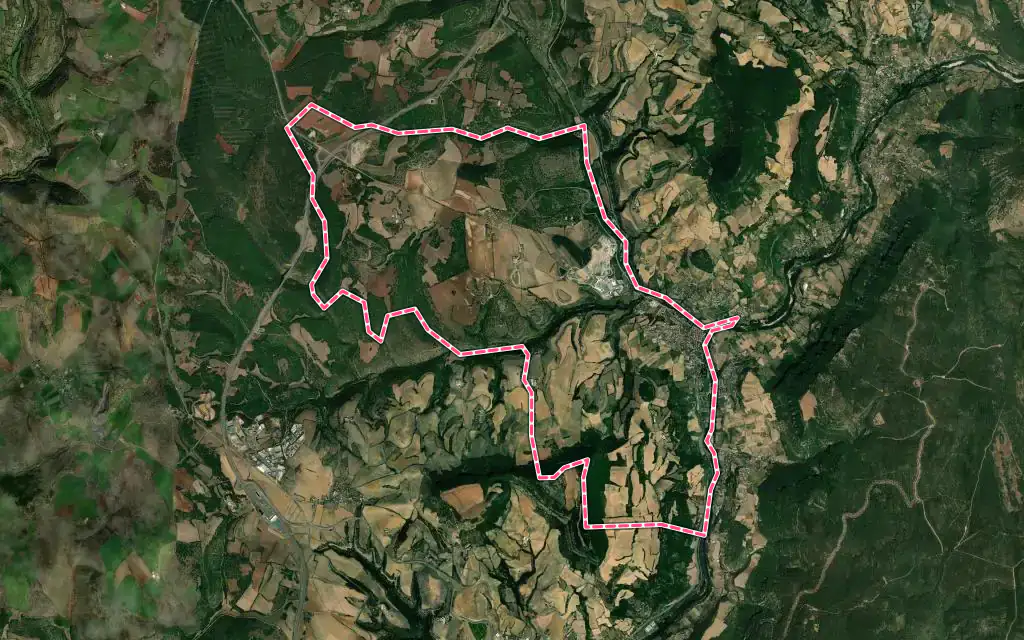 Vue satellite de Aguessac avec ses contours administratifs