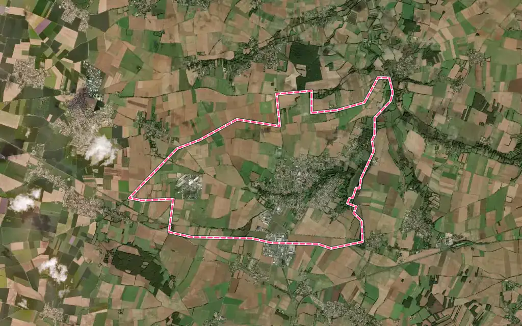 Vue satellite de Aigrefeuille-d'Aunis avec ses contours administratifs