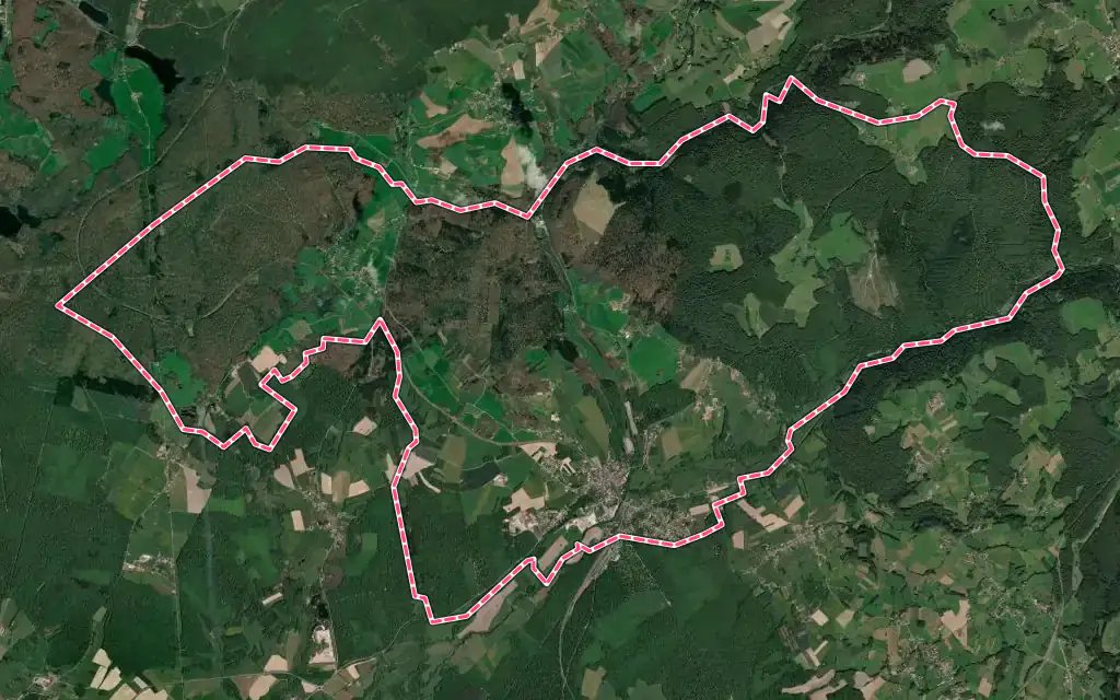 Vue satellite de Aillevillers-et-Lyaumont avec ses contours administratifs