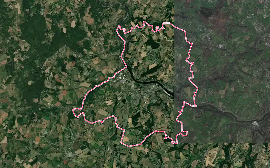 Vue satellite de Aixe-sur-Vienne avec ses contours administratifs