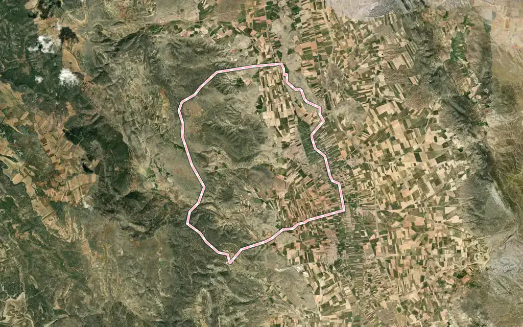 Vista satélite de Alba con su contorno administrativo