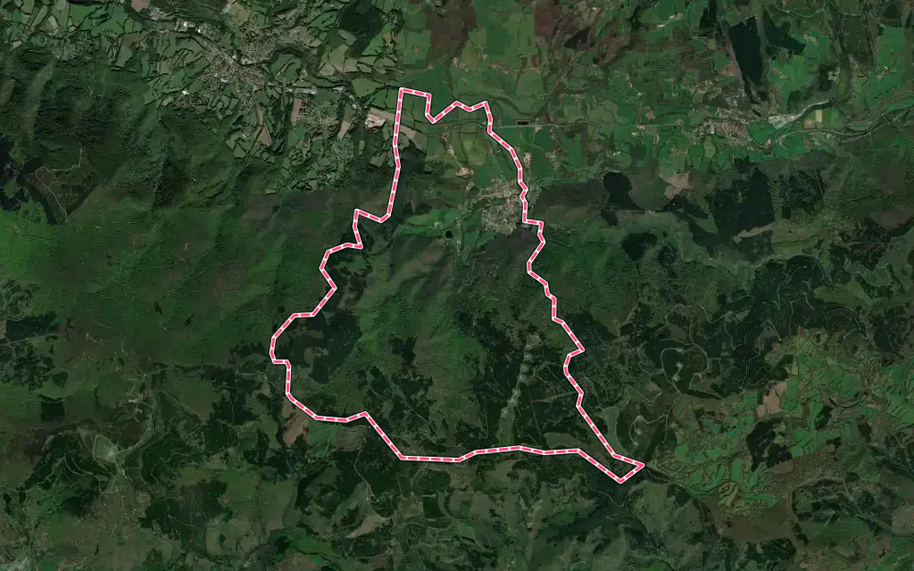 Vue satellite de Albine avec ses contours administratifs