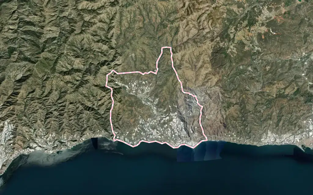 Vista satélite de Albuñol con su contorno administrativo