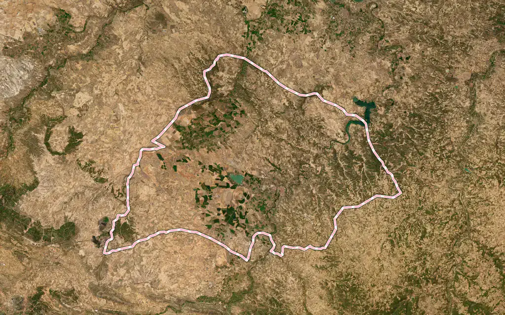 Vista satélite de Alcañiz con su contorno administrativo