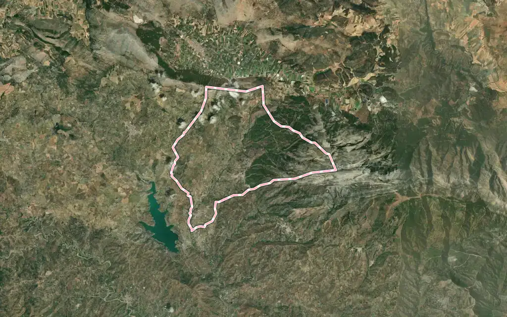Vista satélite de Alcaucín con su contorno administrativo