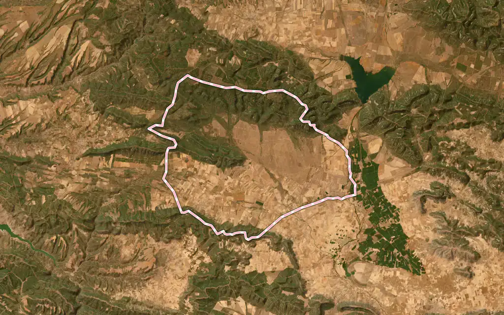 Vista satélite de Alcoba con su contorno administrativo