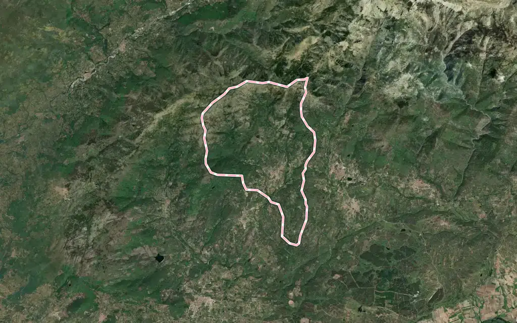 Vista satélite de Aldeanueva de la Vera con su contorno administrativo