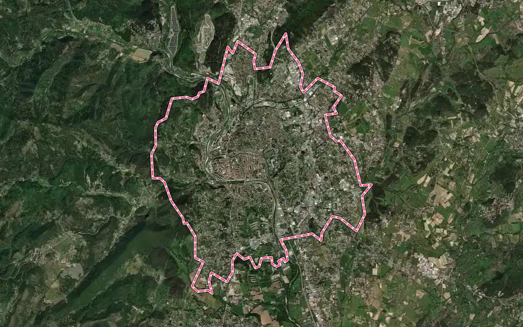 Vue satellite de Alès avec ses contours administratifs