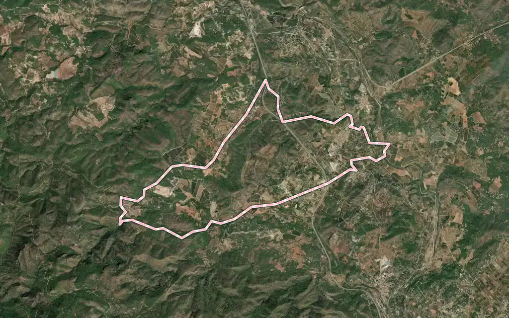 Vista satélite de Algímia d'Alfara con su contorno administrativo