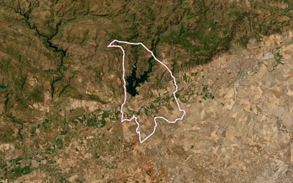 Vista satélite de Almodóvar del Río con su contorno administrativo