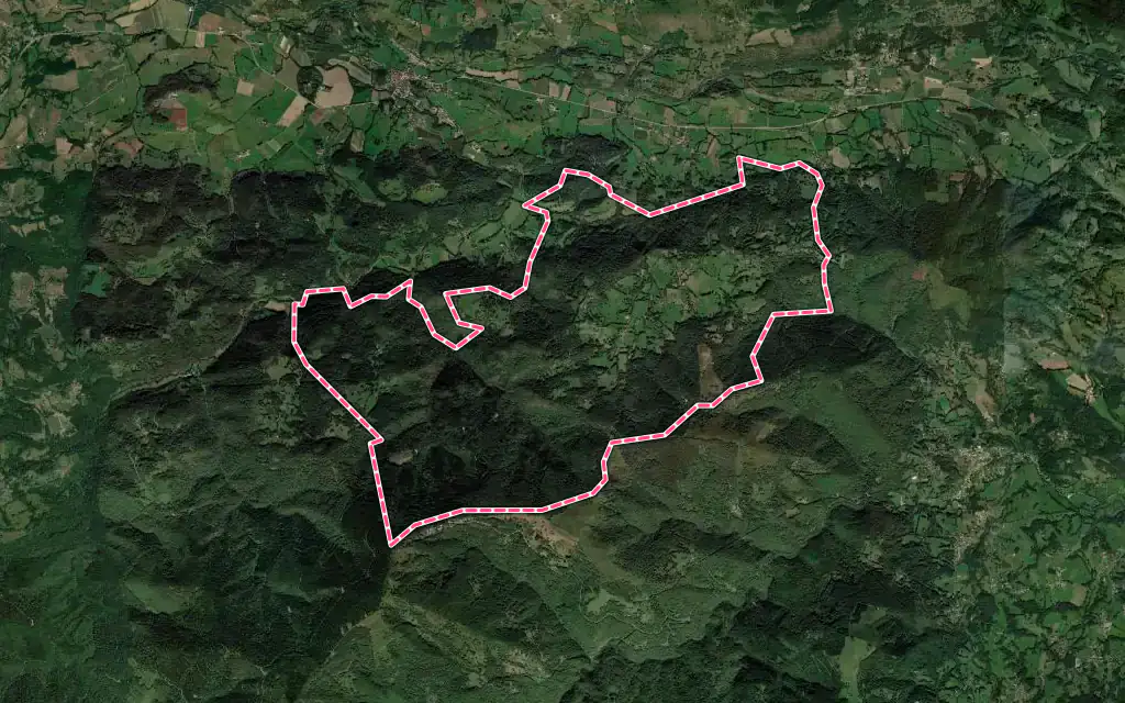 Vue satellite de Alzen avec ses contours administratifs