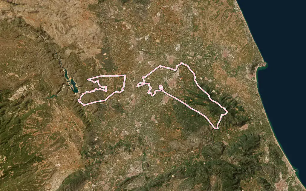 Vista satélite de Alzira con su contorno administrativo