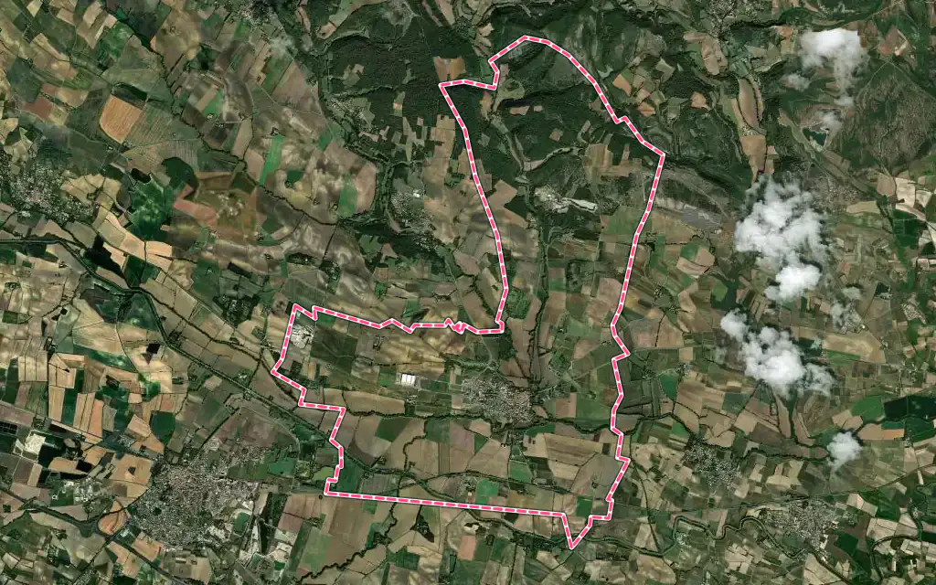 Vue satellite de Alzonne avec ses contours administratifs