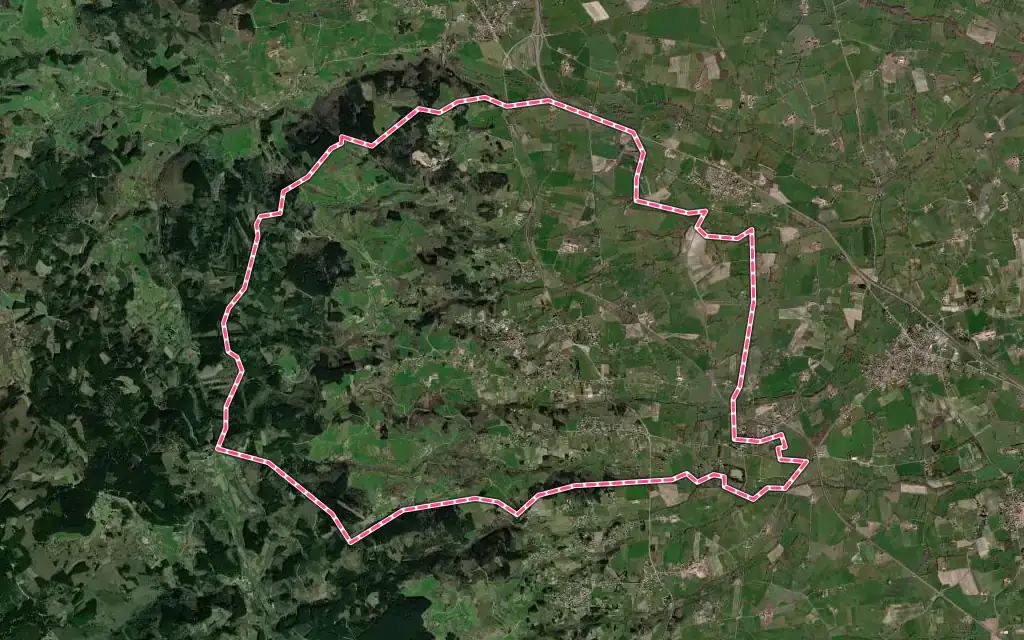 Vue satellite de Ambierle avec ses contours administratifs