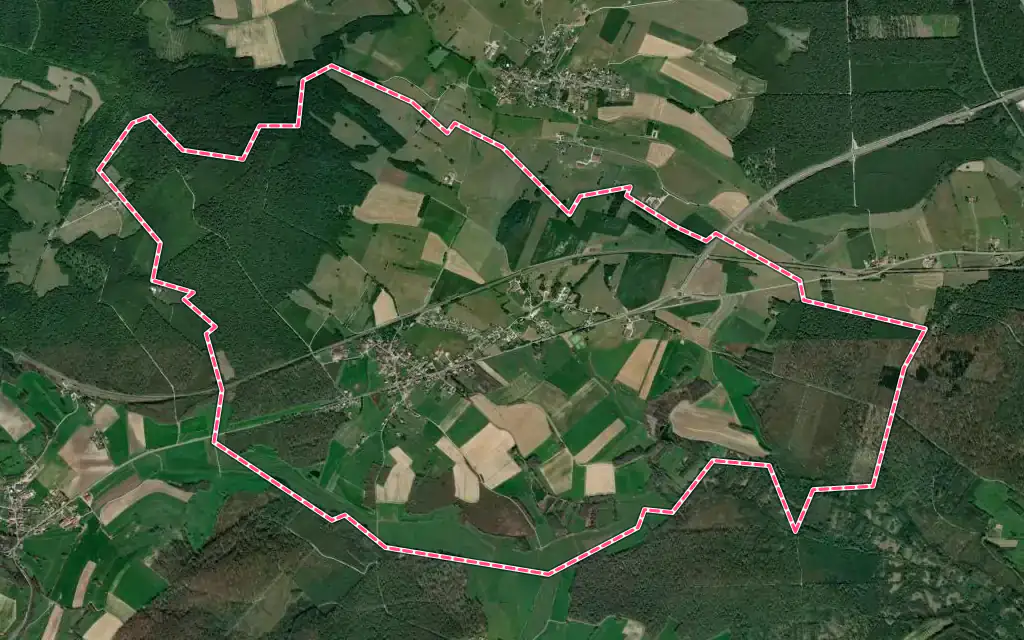 Vue satellite de Amblans-et-Velotte avec ses contours administratifs