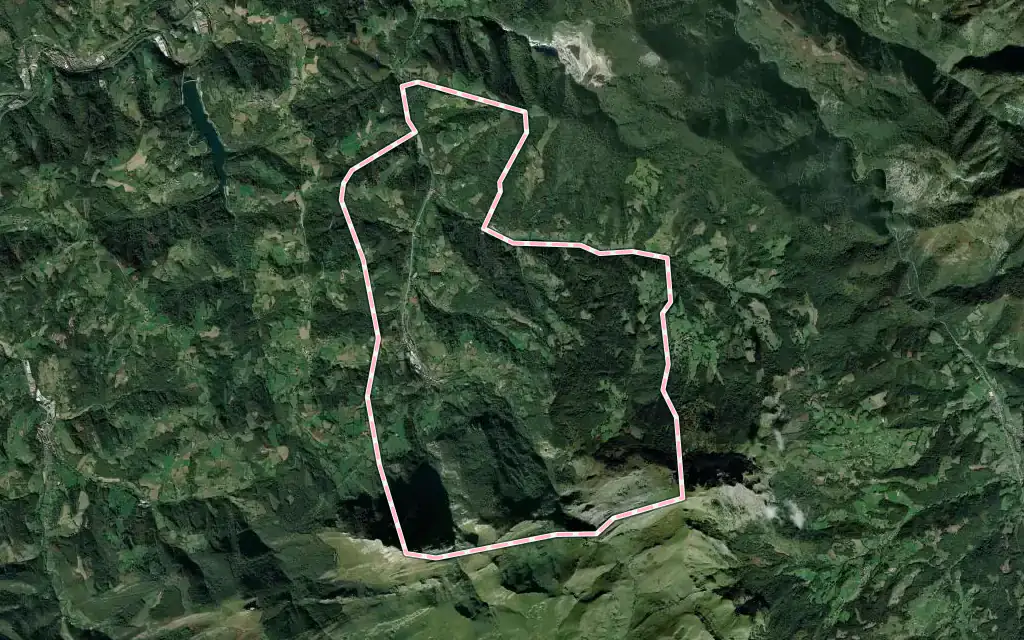 Vista satélite de Amezketa con su contorno administrativo