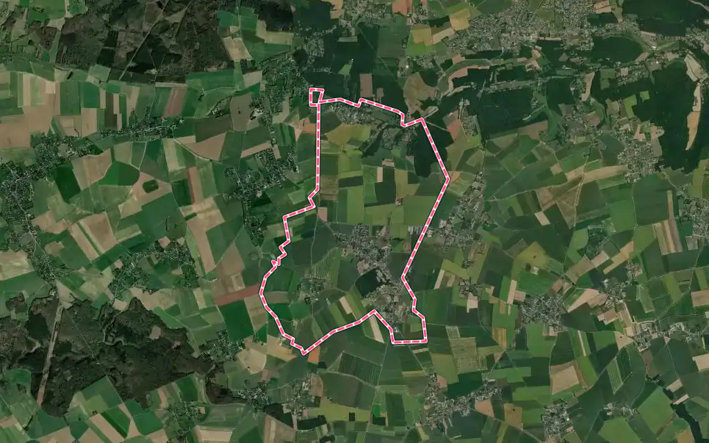 Vue satellite de Amfreville-Saint-Amand avec ses contours administratifs