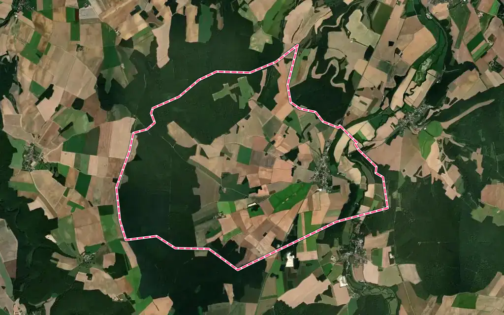 Vue satellite de Ampilly-le-Sec avec ses contours administratifs