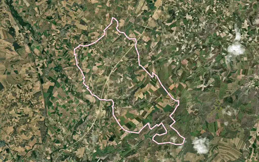 Vista satélite de Amusco con su contorno administrativo