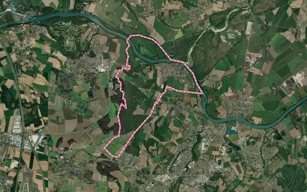 Vue satellite de Anthon avec ses contours administratifs