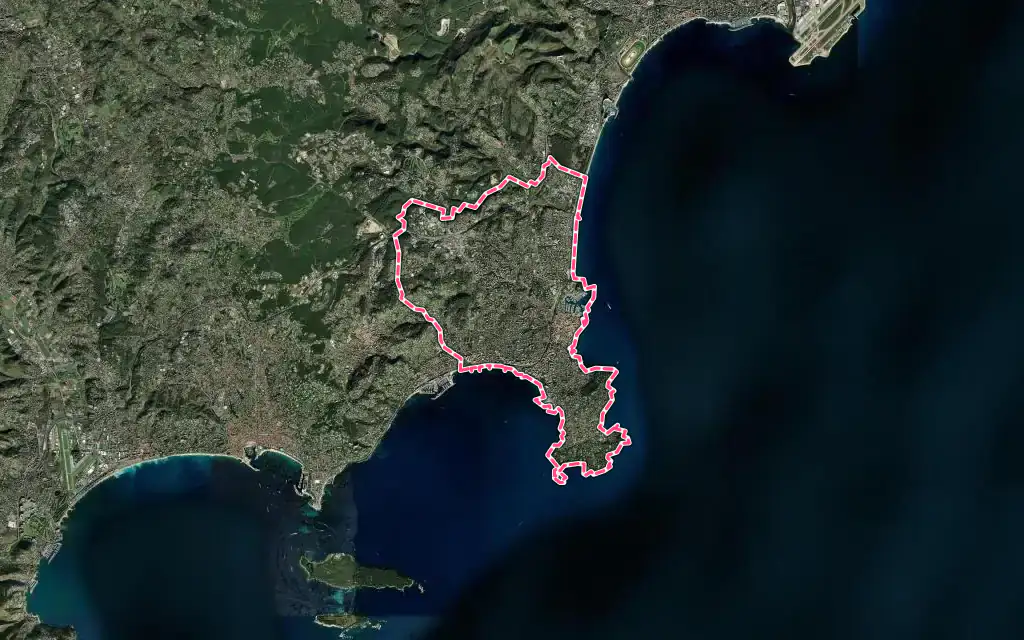Vue satellite de Antibes avec ses contours administratifs