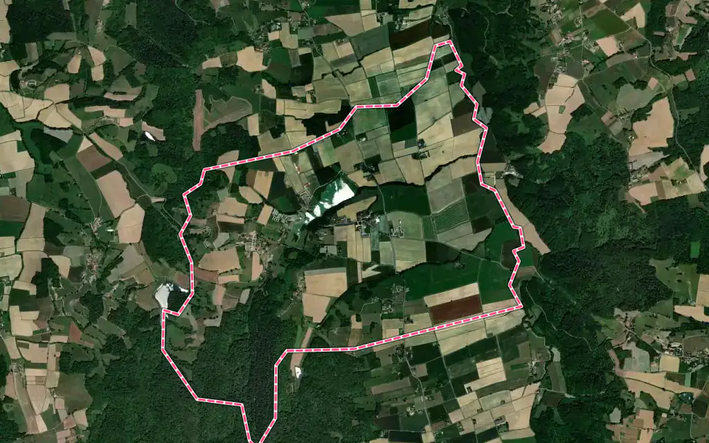 Vue satellite de Antin avec ses contours administratifs