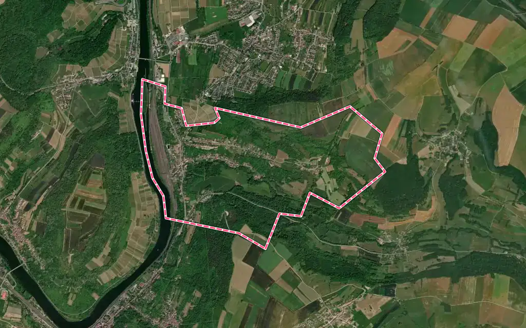 Vue satellite de Apach avec ses contours administratifs