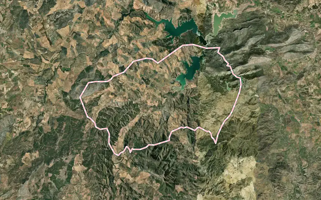 Vista satélite de Ardales con su contorno administrativo