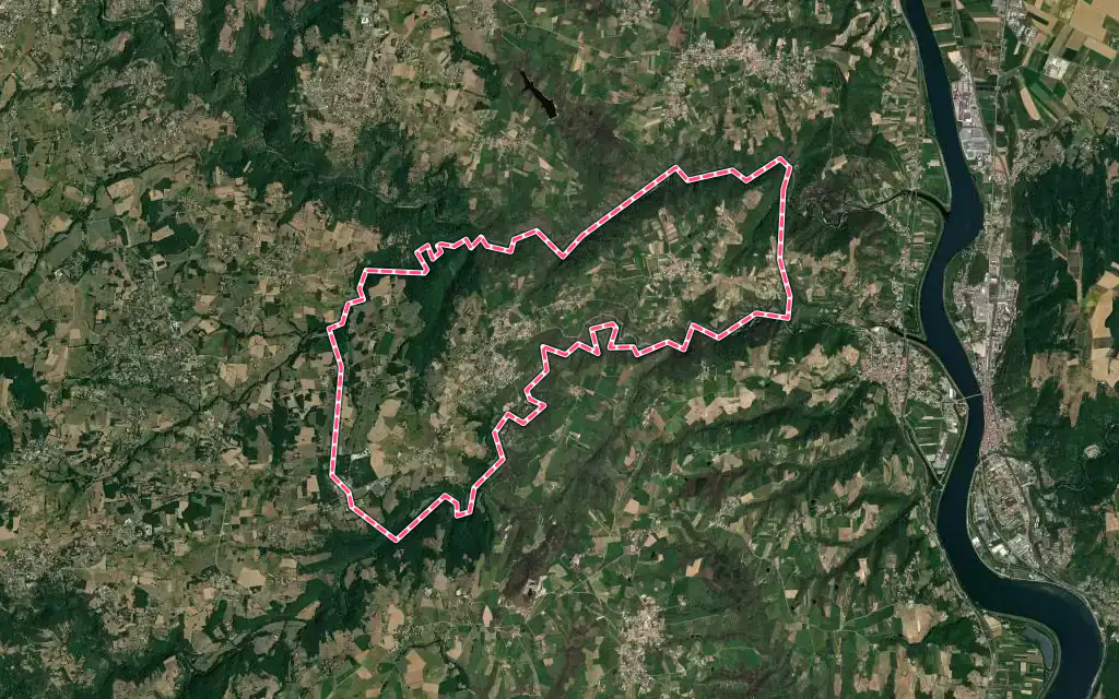 Vue satellite de Ardoix avec ses contours administratifs