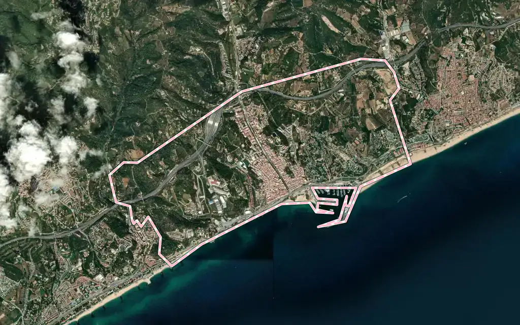 Vista satélite de Arenys de Mar con su contorno administrativo