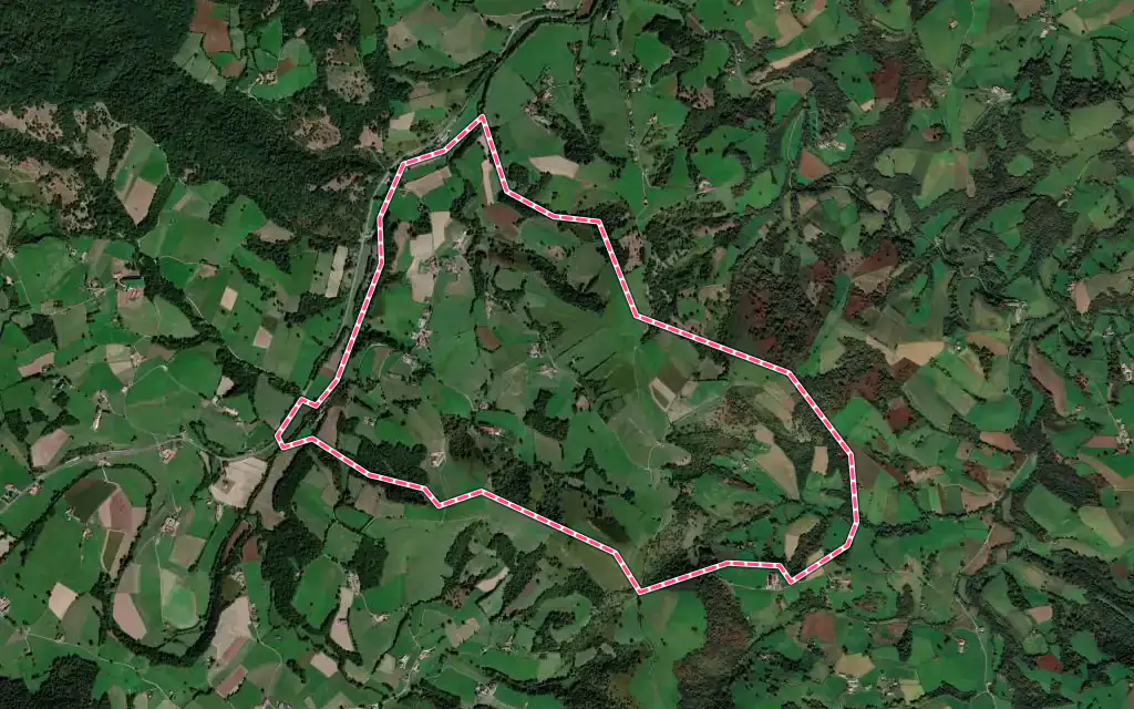 Vue satellite de Arhansus avec ses contours administratifs