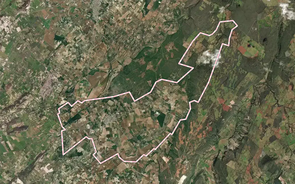 Vista satélite de Ariany con su contorno administrativo
