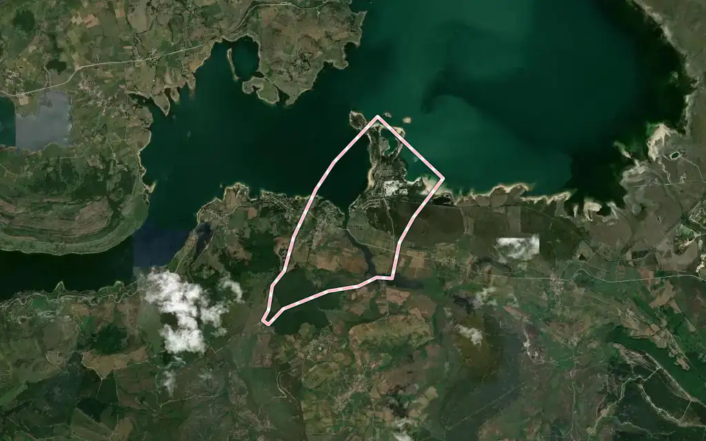 Vista satélite de Arija con su contorno administrativo