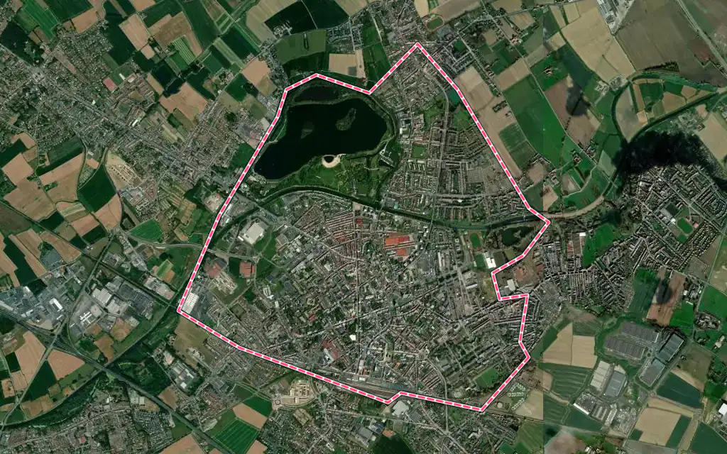 Vue satellite de Armentières avec ses contours administratifs