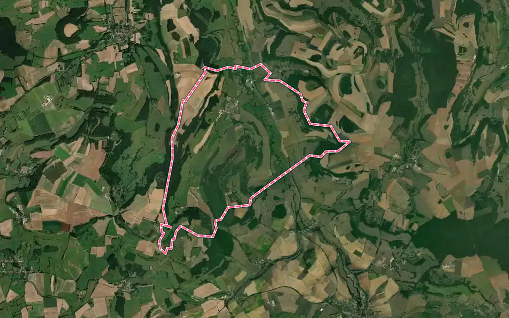 Vue satellite de Arnay-sous-Vitteaux avec ses contours administratifs