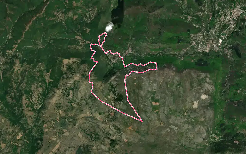 Vue satellite de Arre avec ses contours administratifs