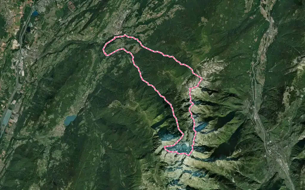 Vue satellite de Arvillard avec ses contours administratifs