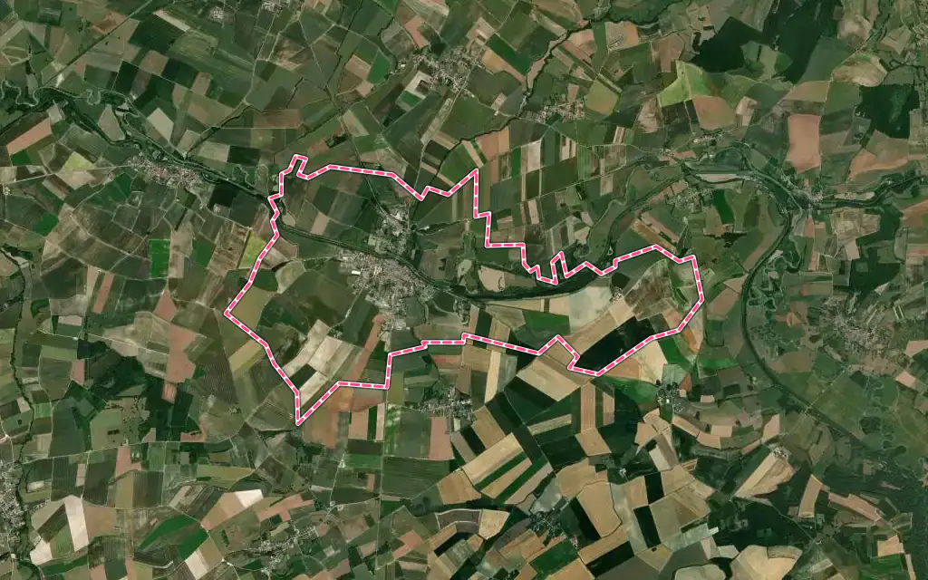Vue satellite de Attigny avec ses contours administratifs