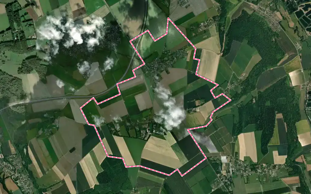 Vue satellite de Aubermesnil-Beaumais avec ses contours administratifs