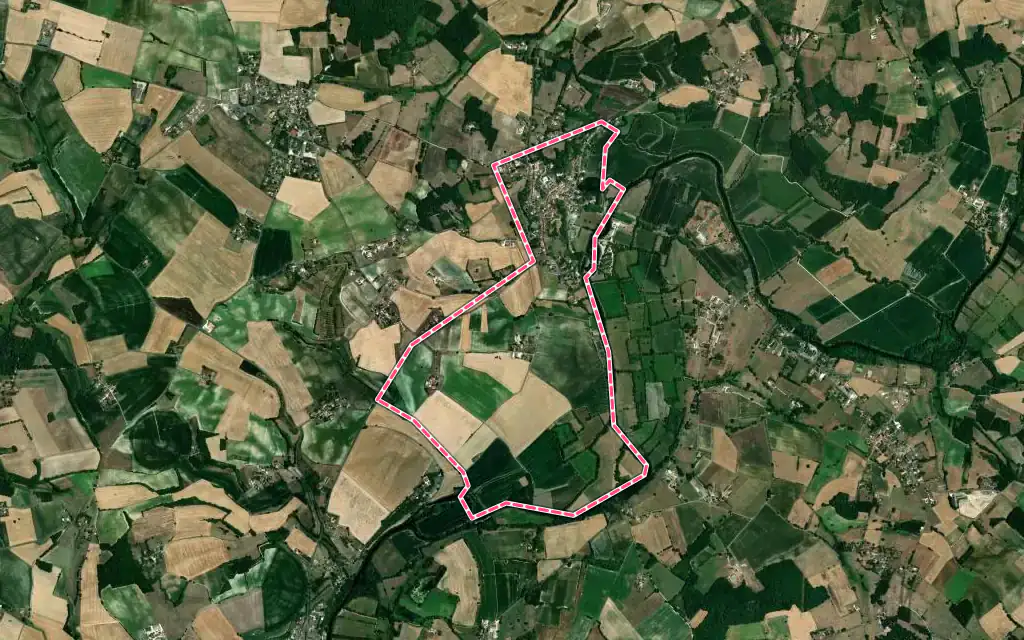 Vue satellite de Aubeterre-sur-Dronne avec ses contours administratifs