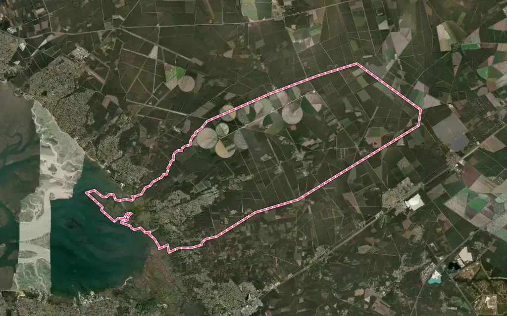Vue satellite de Audenge avec ses contours administratifs