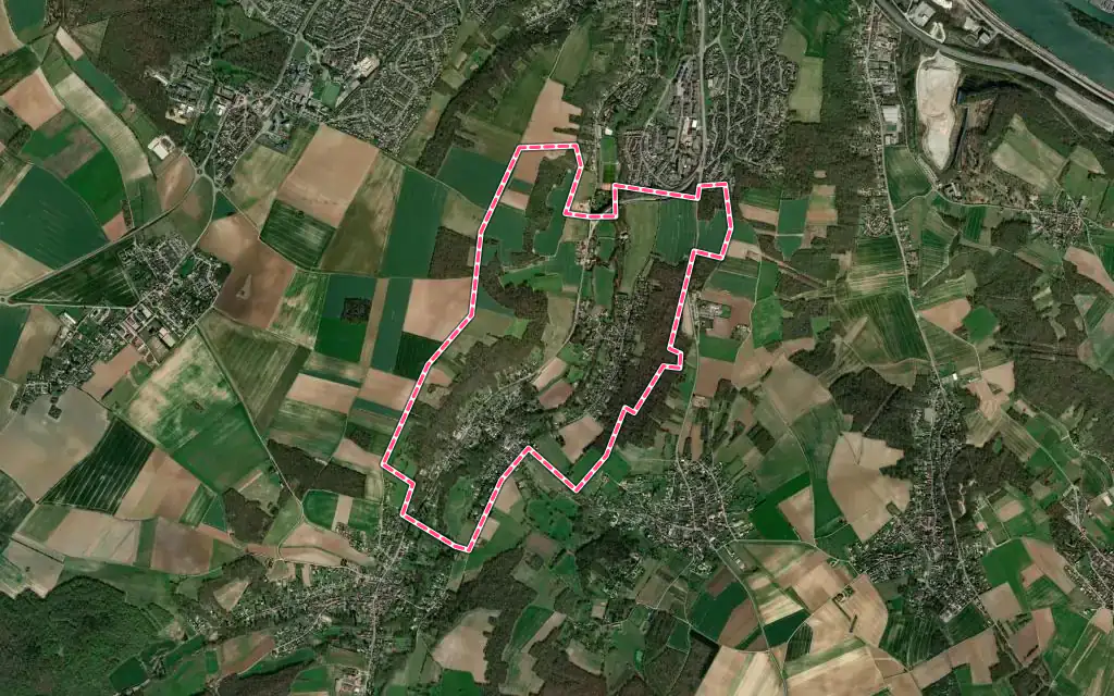 Vue satellite de Auffreville-Brasseuil avec ses contours administratifs